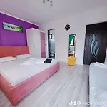 Clara 4*